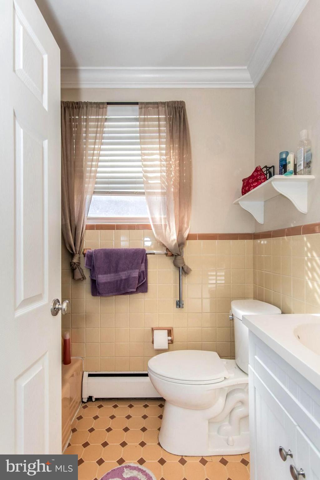 FOX CHASE - Residential Income