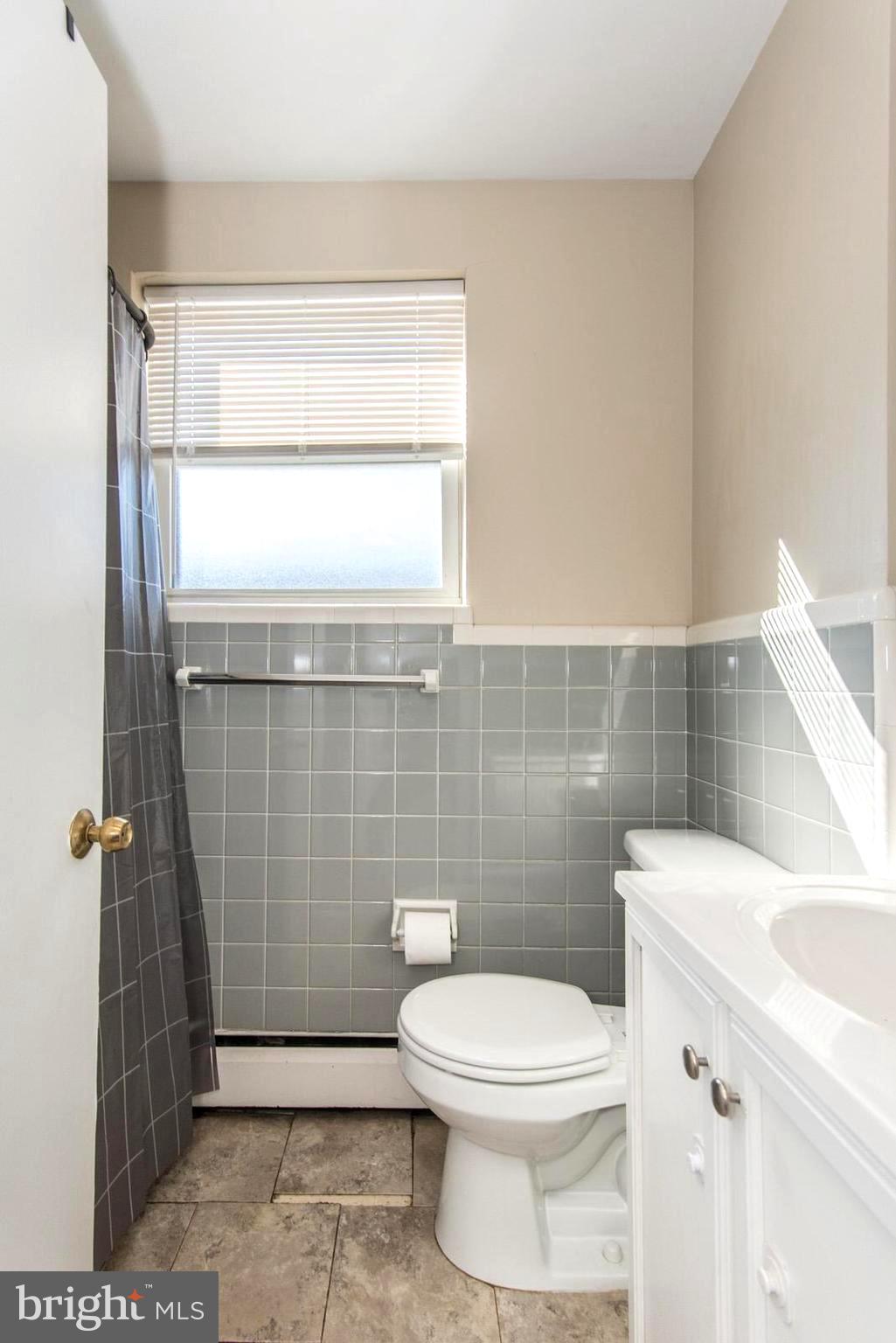 FOX CHASE - Residential Income