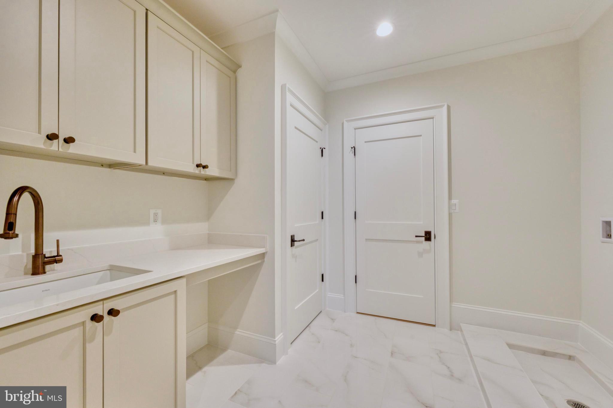 FRANKLIN PARK - Residential