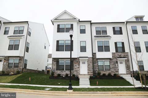 Townhouse For Rent - 420 Herringbone Way Way<br/> FREDERICK, MD 21701
