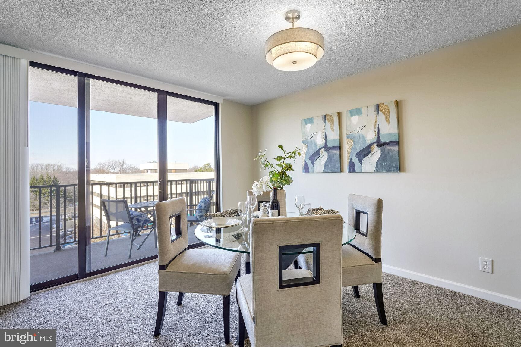 MCLEAN HOUSE - Residential