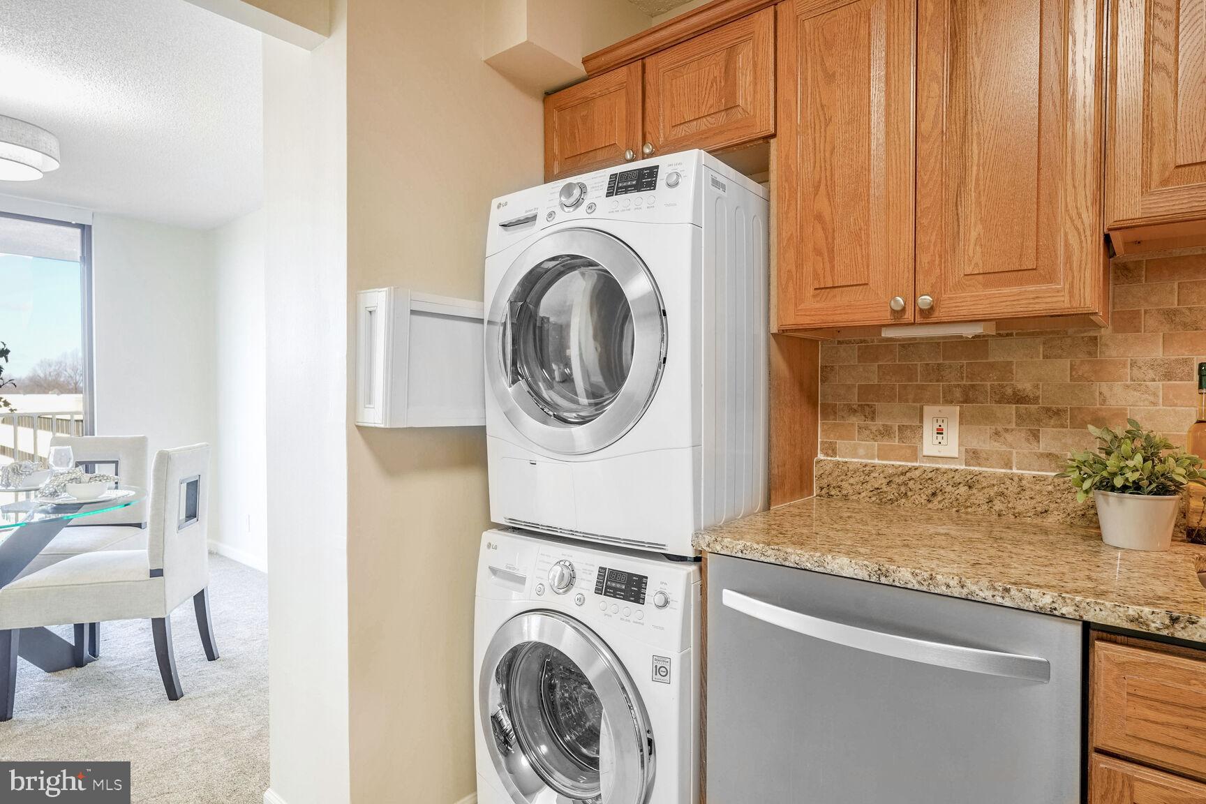 MCLEAN HOUSE - Residential