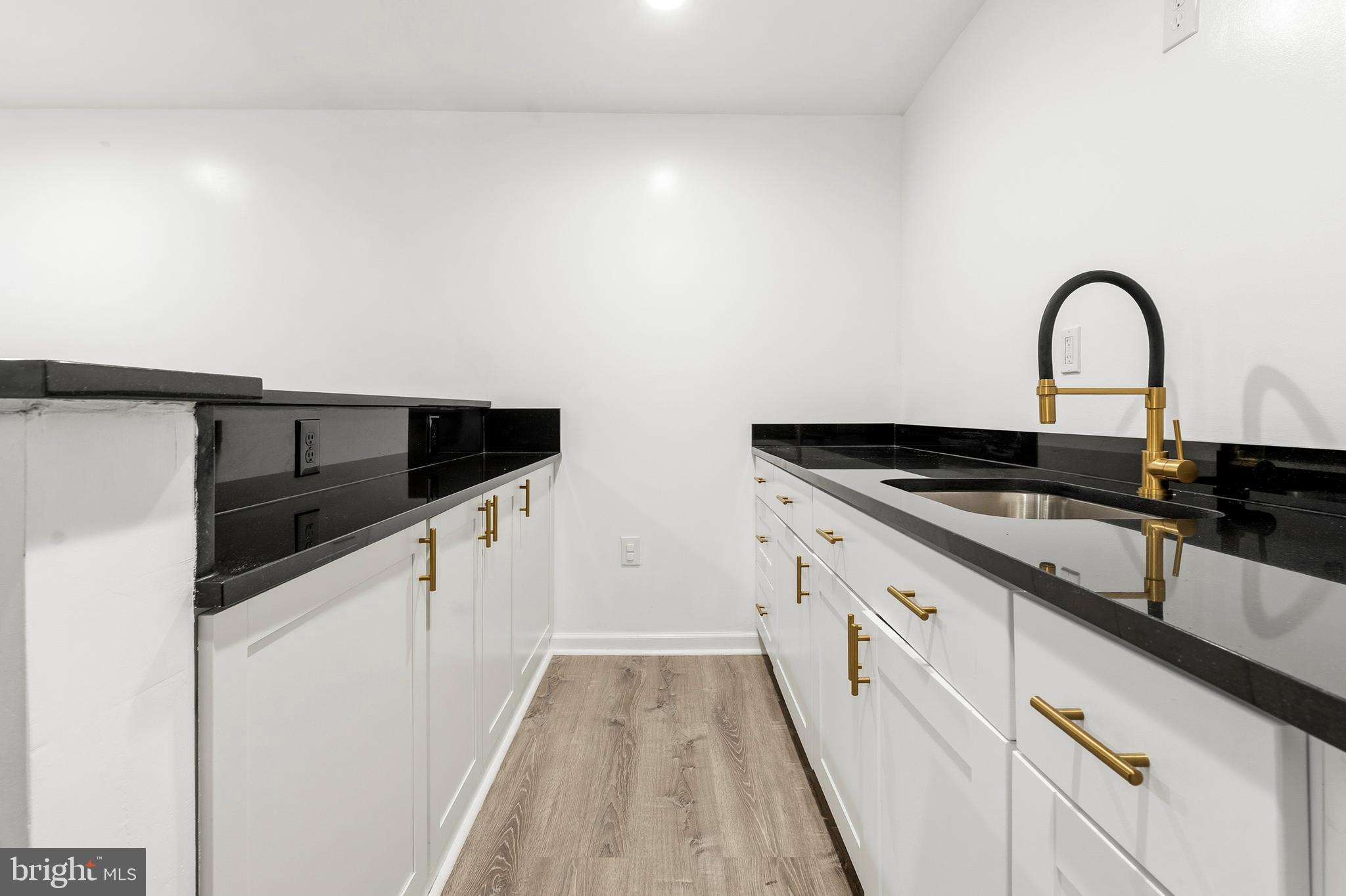 GLYNDON WATCH - Residential