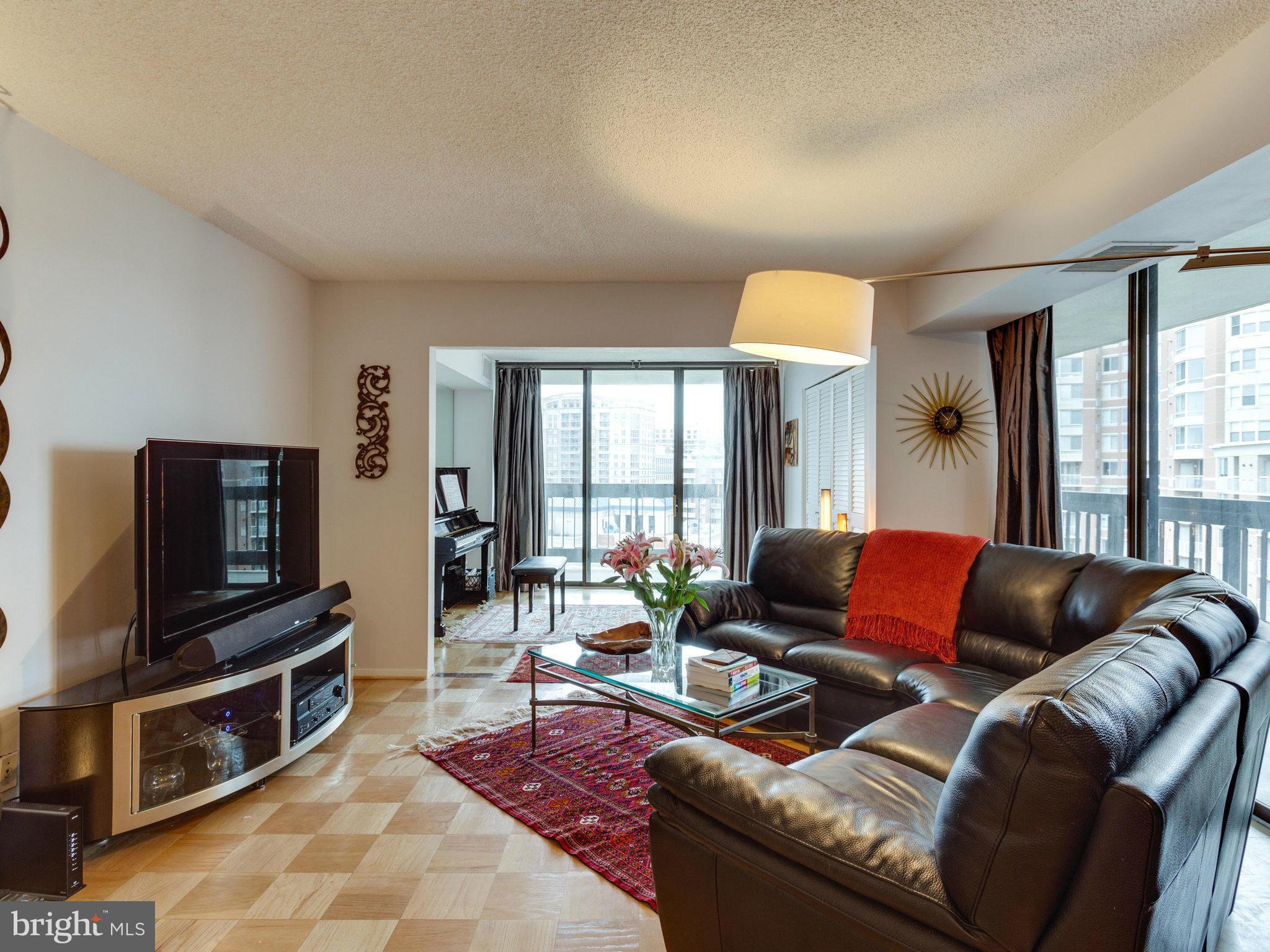 TOWER VILLAS - Residential Lease