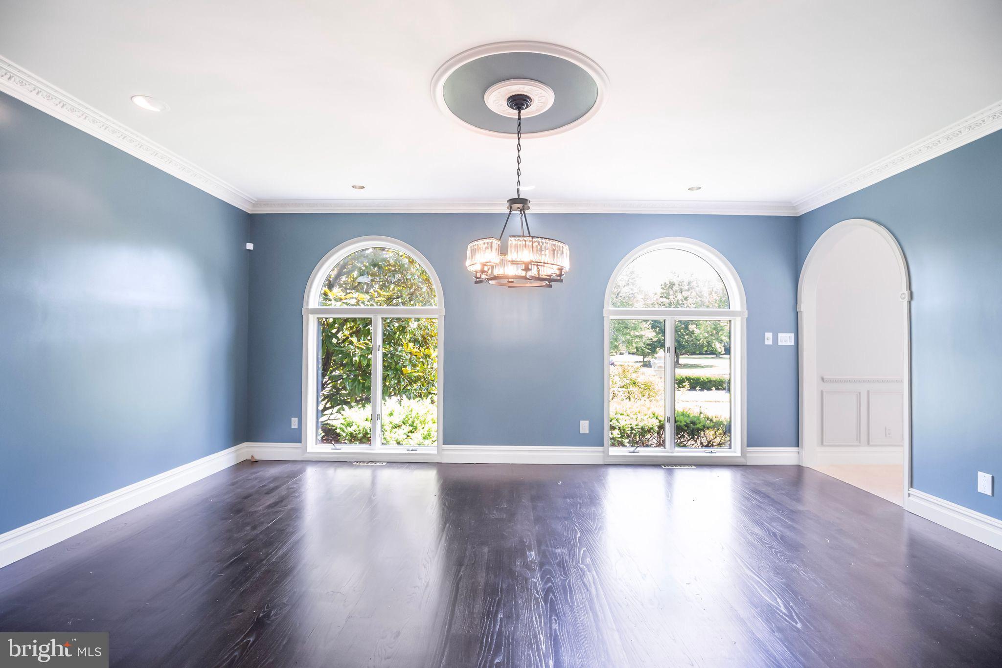 712 KIMBERLY DRIVE