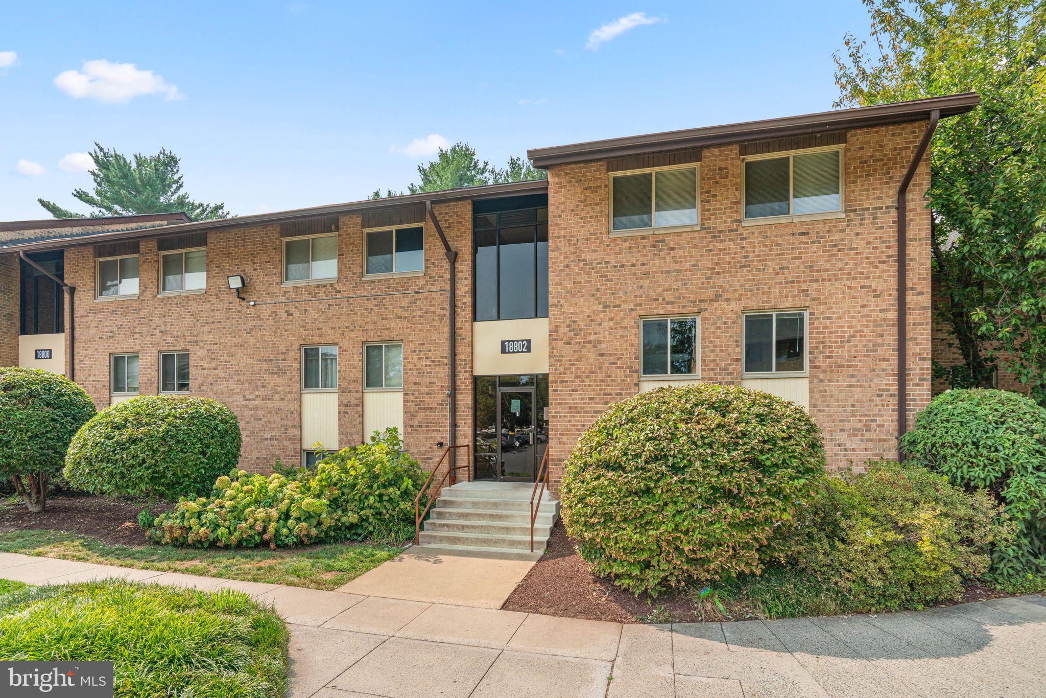 18802 WALKERS CHOICE ROAD 4