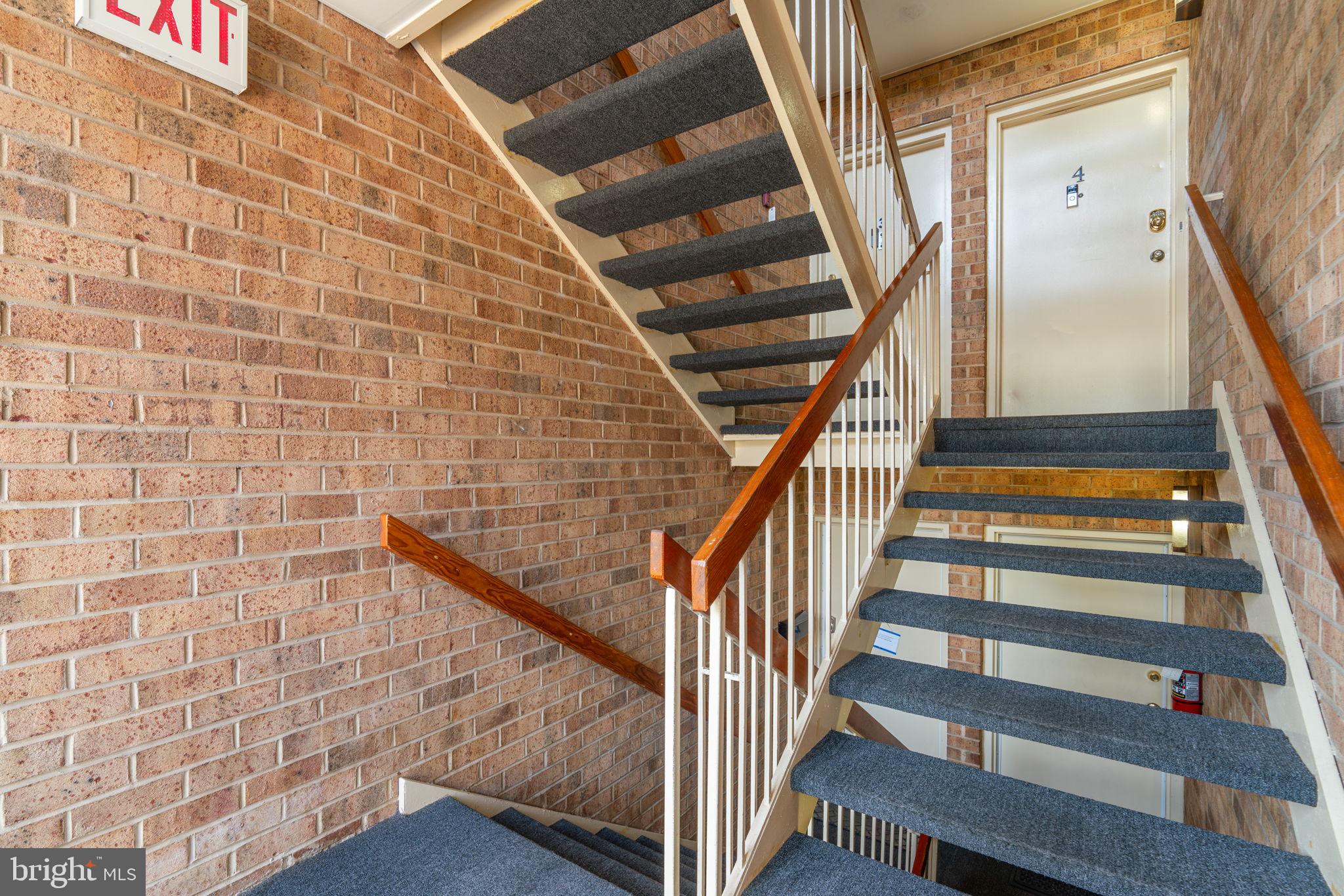 18802 WALKERS CHOICE ROAD 4
