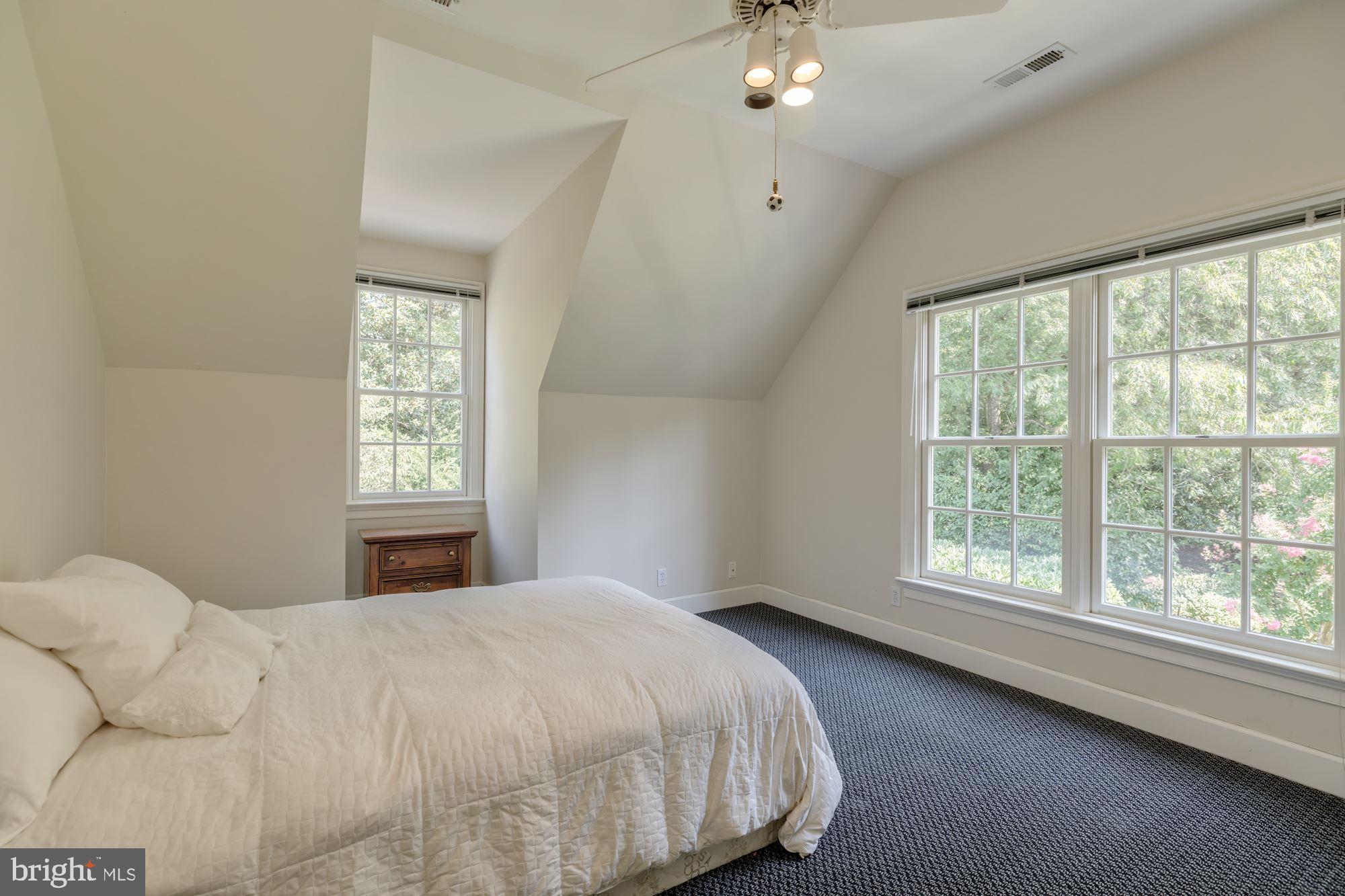 LANGLEY FOREST - Residential