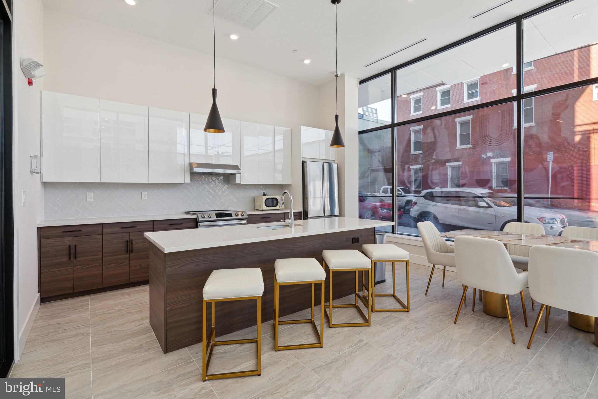 SOUTH KENSINGTON - Residential Lease