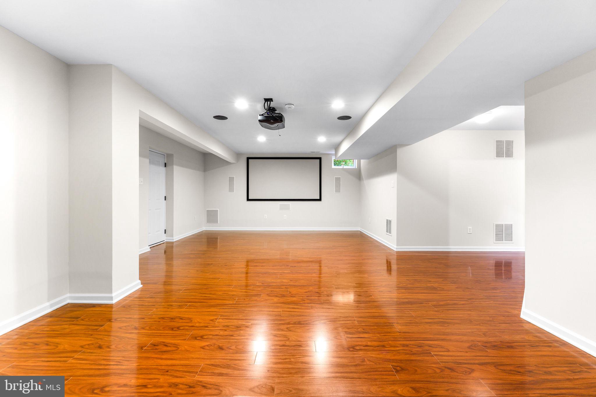 ST MARGARETS LANDING - Residential