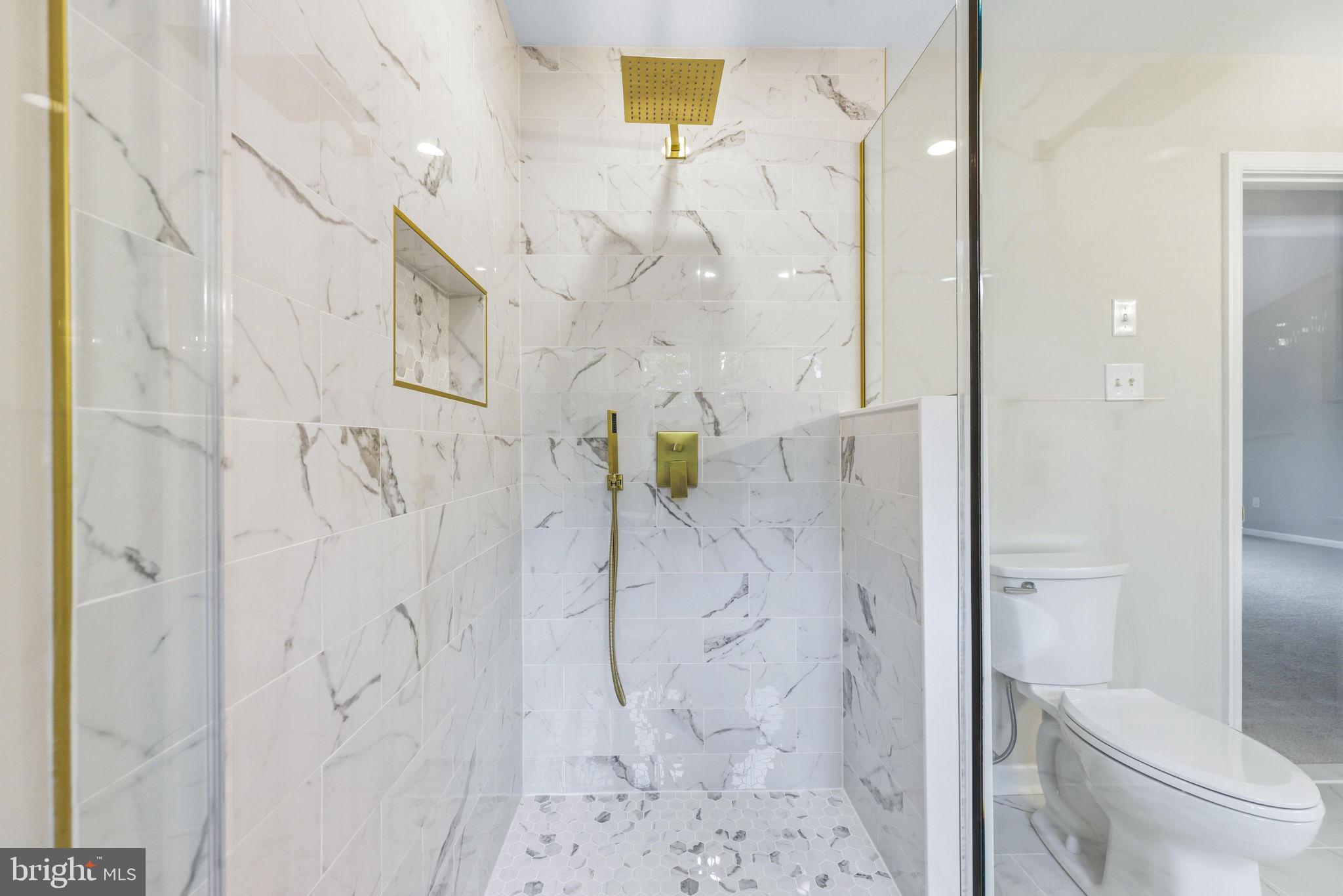 ST MARGARETS LANDING - Residential