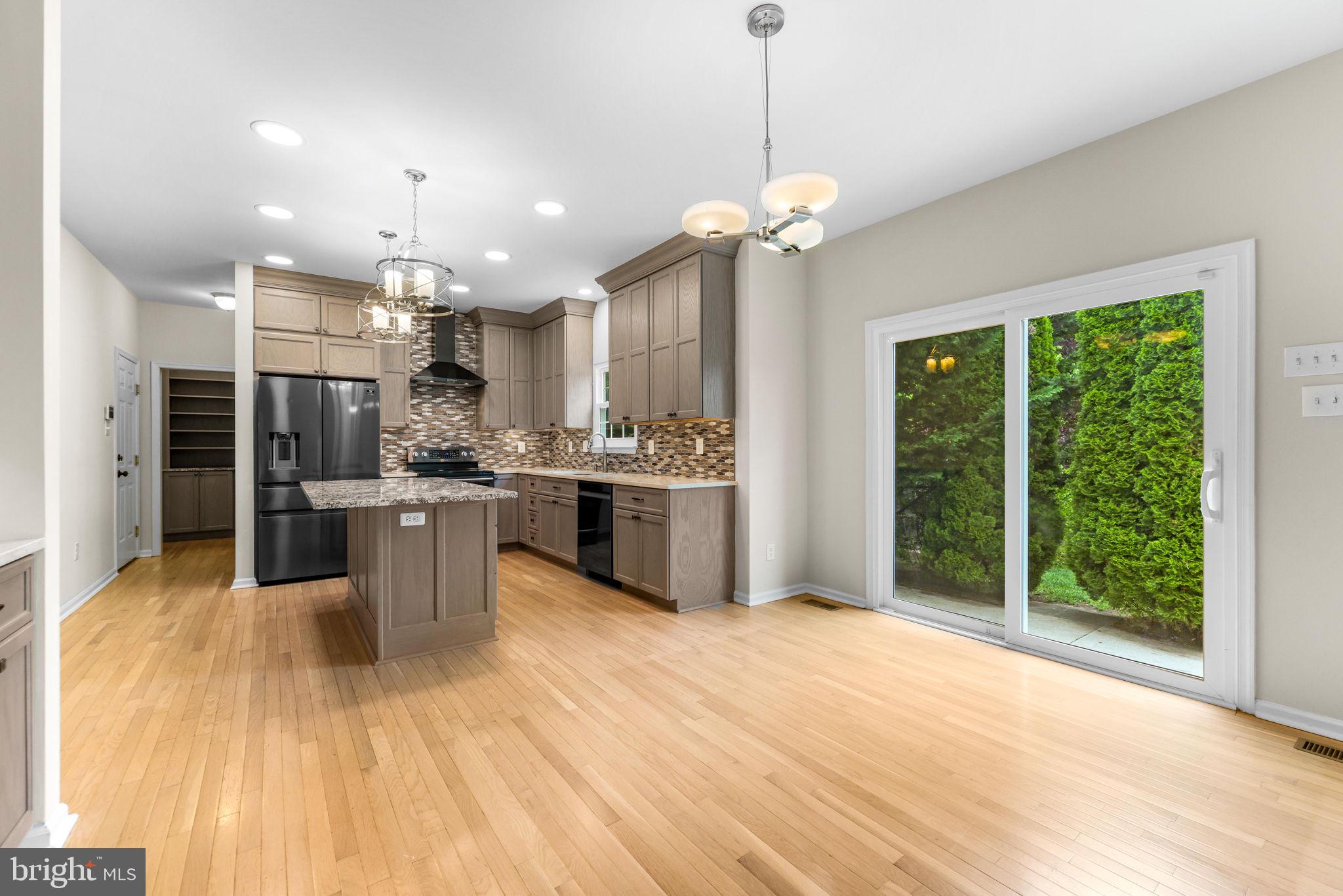 ST MARGARETS LANDING - Residential