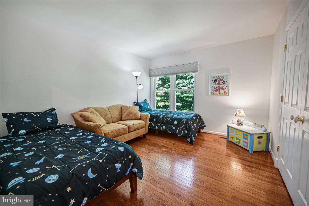 DORSEY HALL - Residential