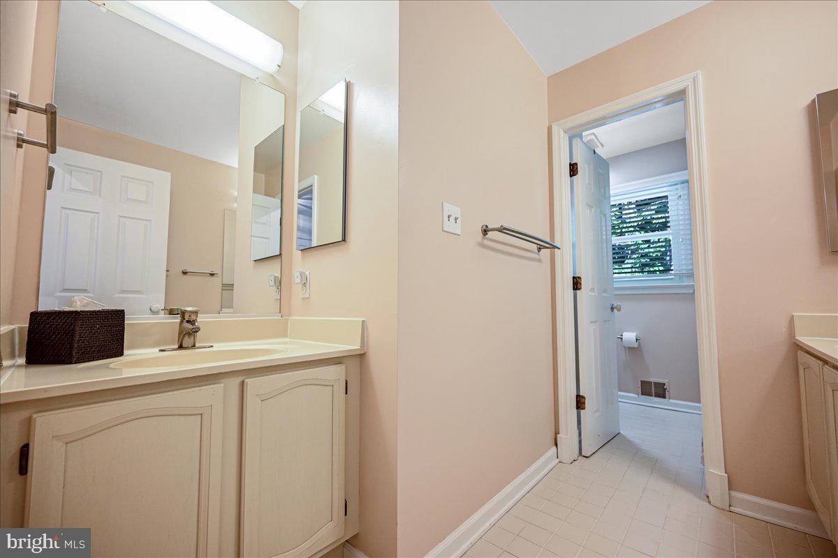 DORSEY HALL - Residential