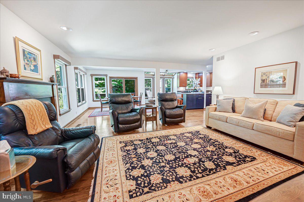 DORSEY HALL - Residential