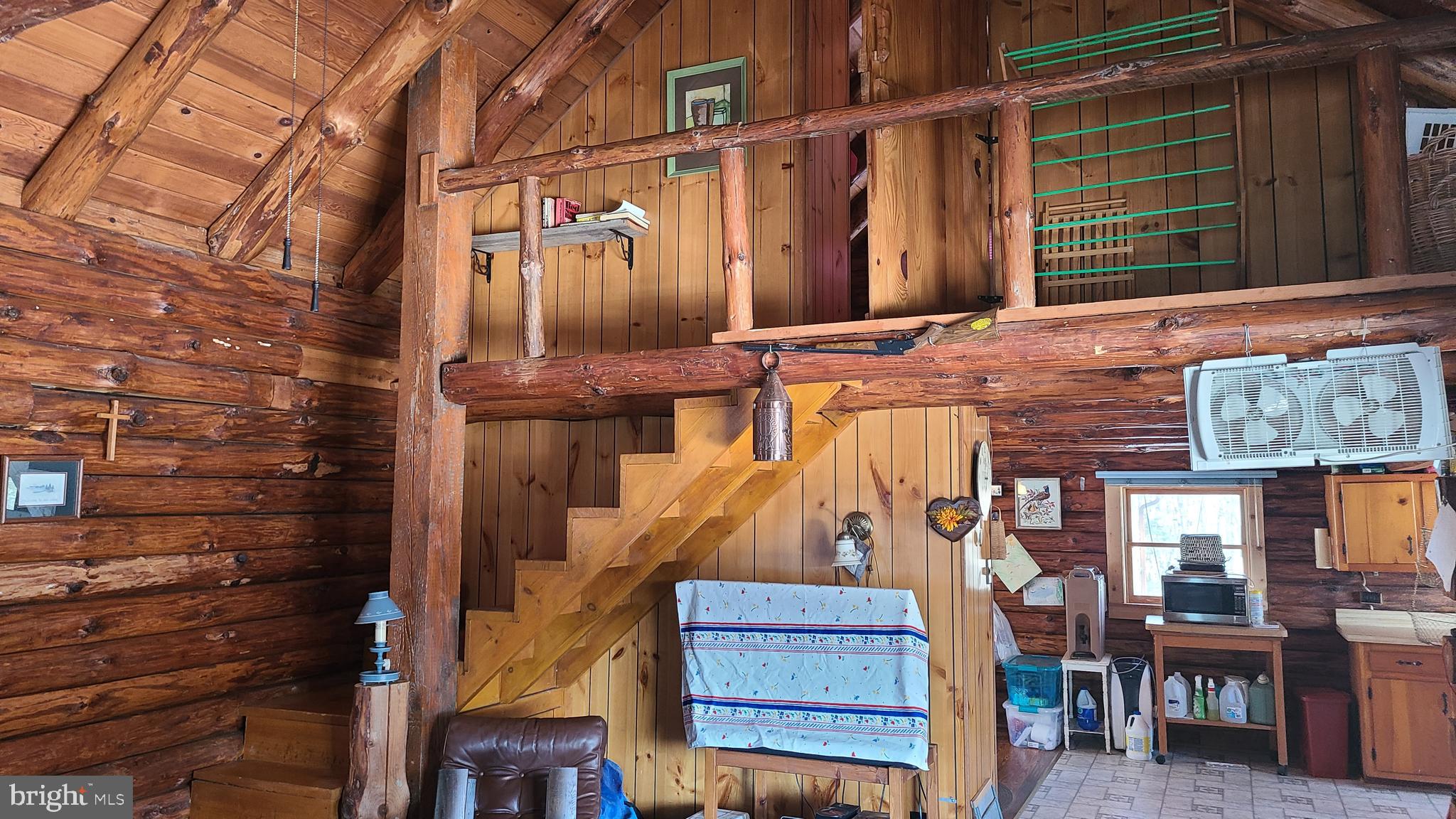 HIDDEN VALLEY - Residential