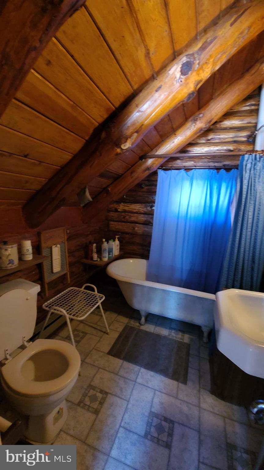 HIDDEN VALLEY - Residential