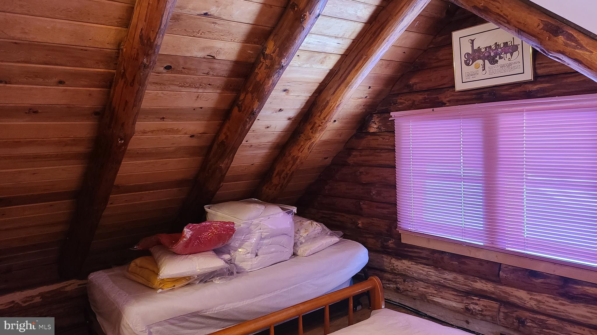 HIDDEN VALLEY - Residential