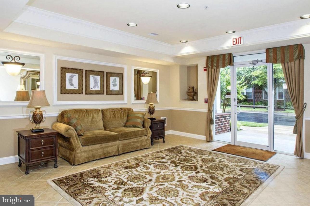 5801 CLIPPER LANE 205