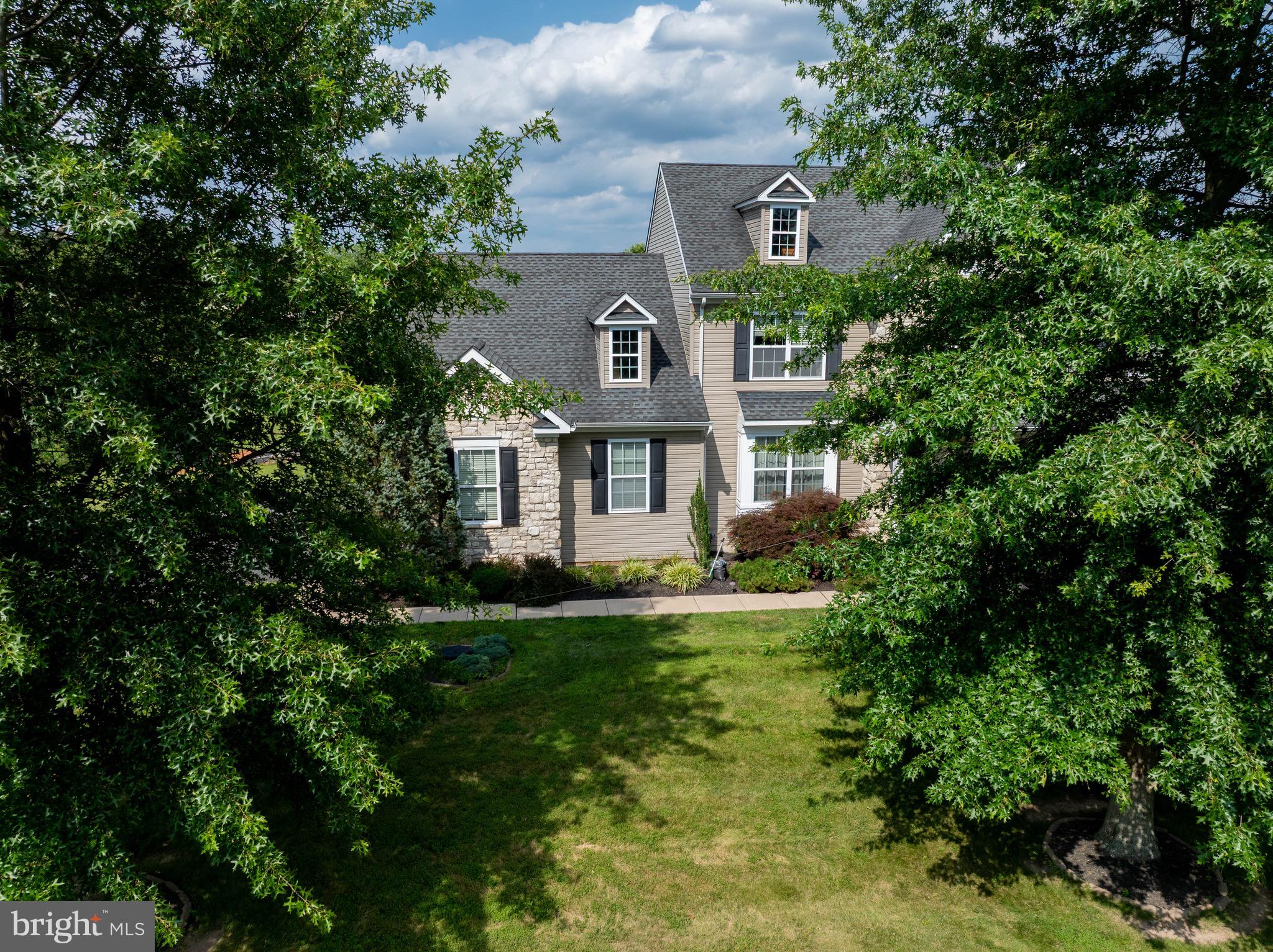 1801 CANDLEWYCK LANE