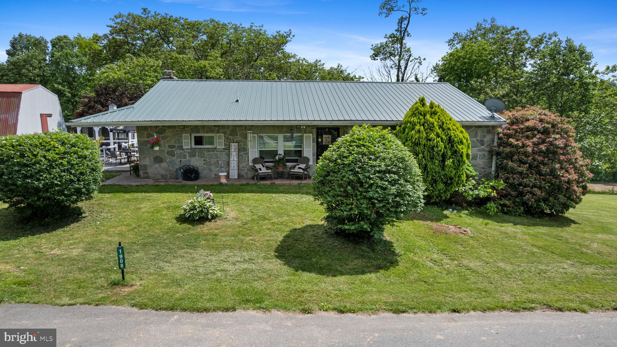 1908 CONOWINGO ROAD
