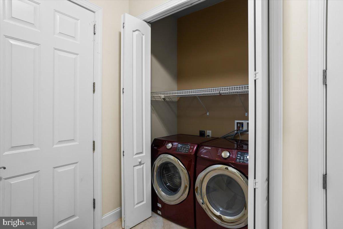 CARMELLA - Residential