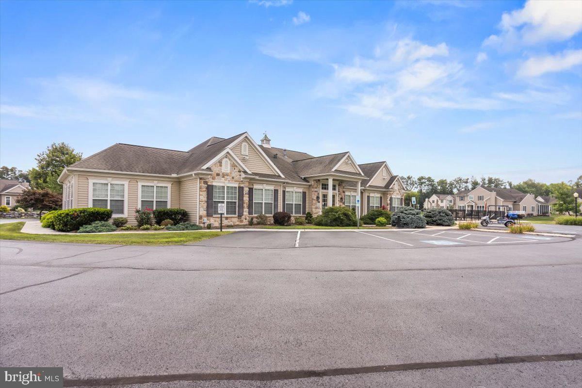 CARMELLA - Residential