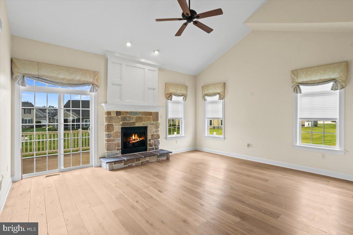 CARMELLA - Residential