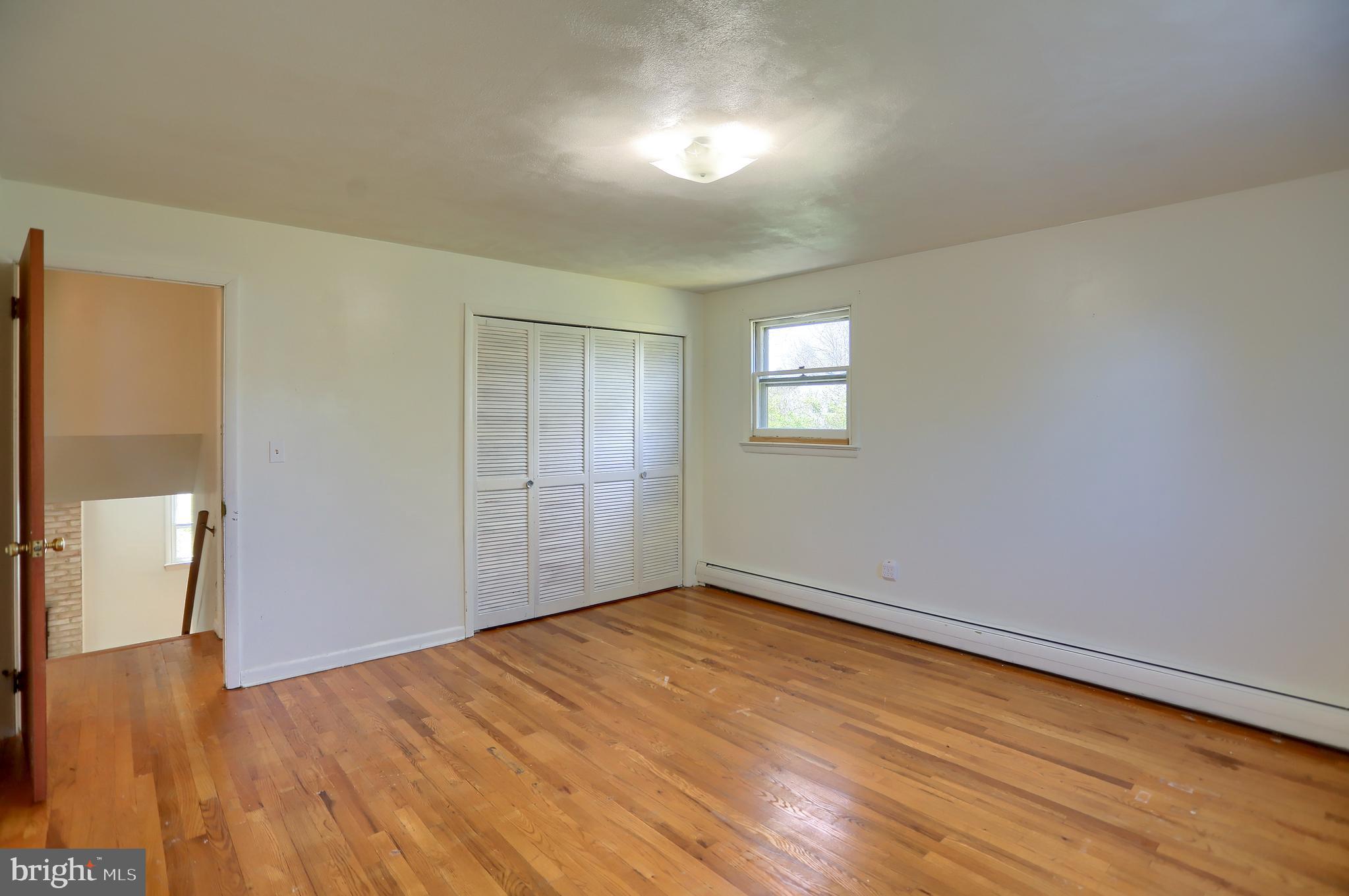 DELBROOK MANOR - Residential