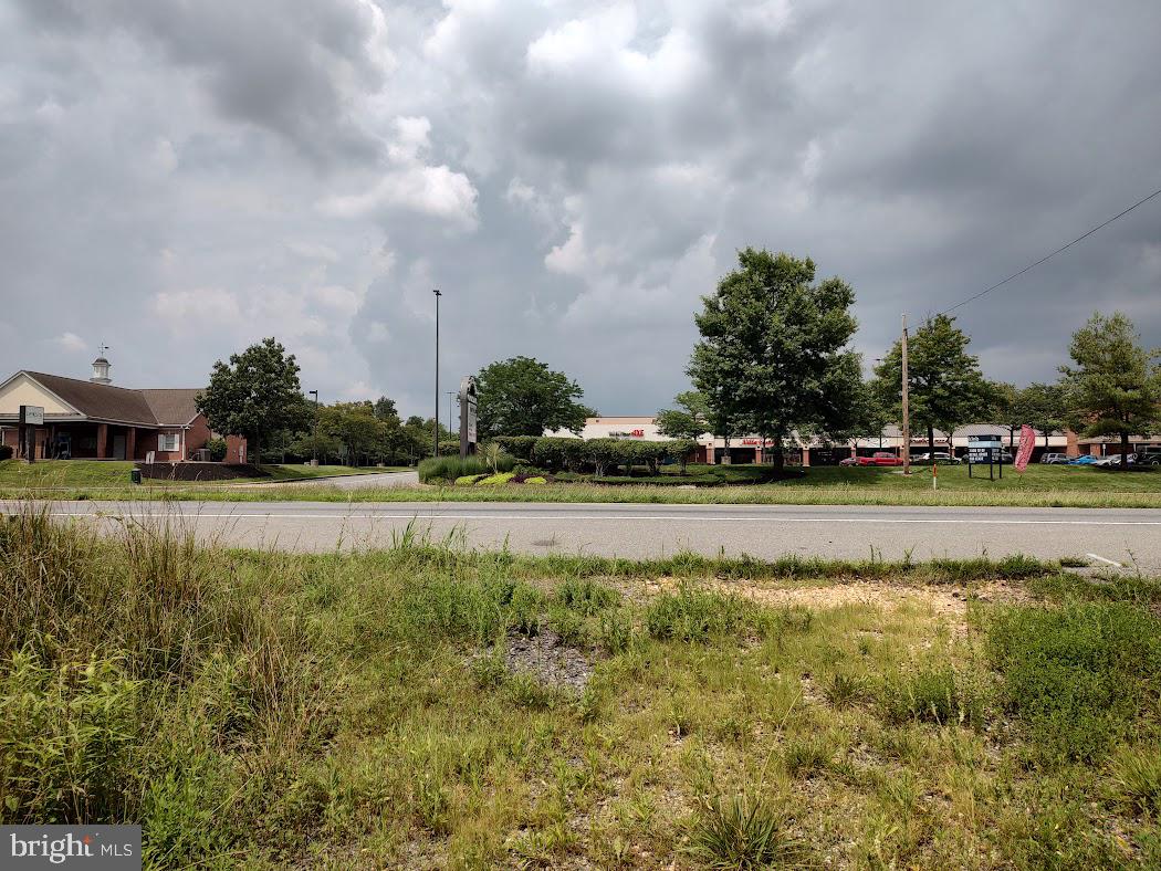 E PULASKI HIGHWAY