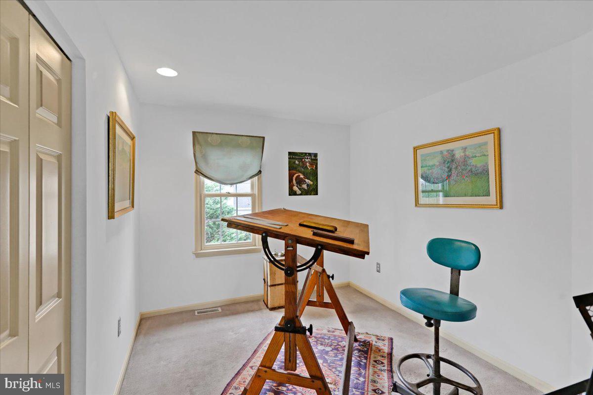 QUAIL HOLLOW - Residential