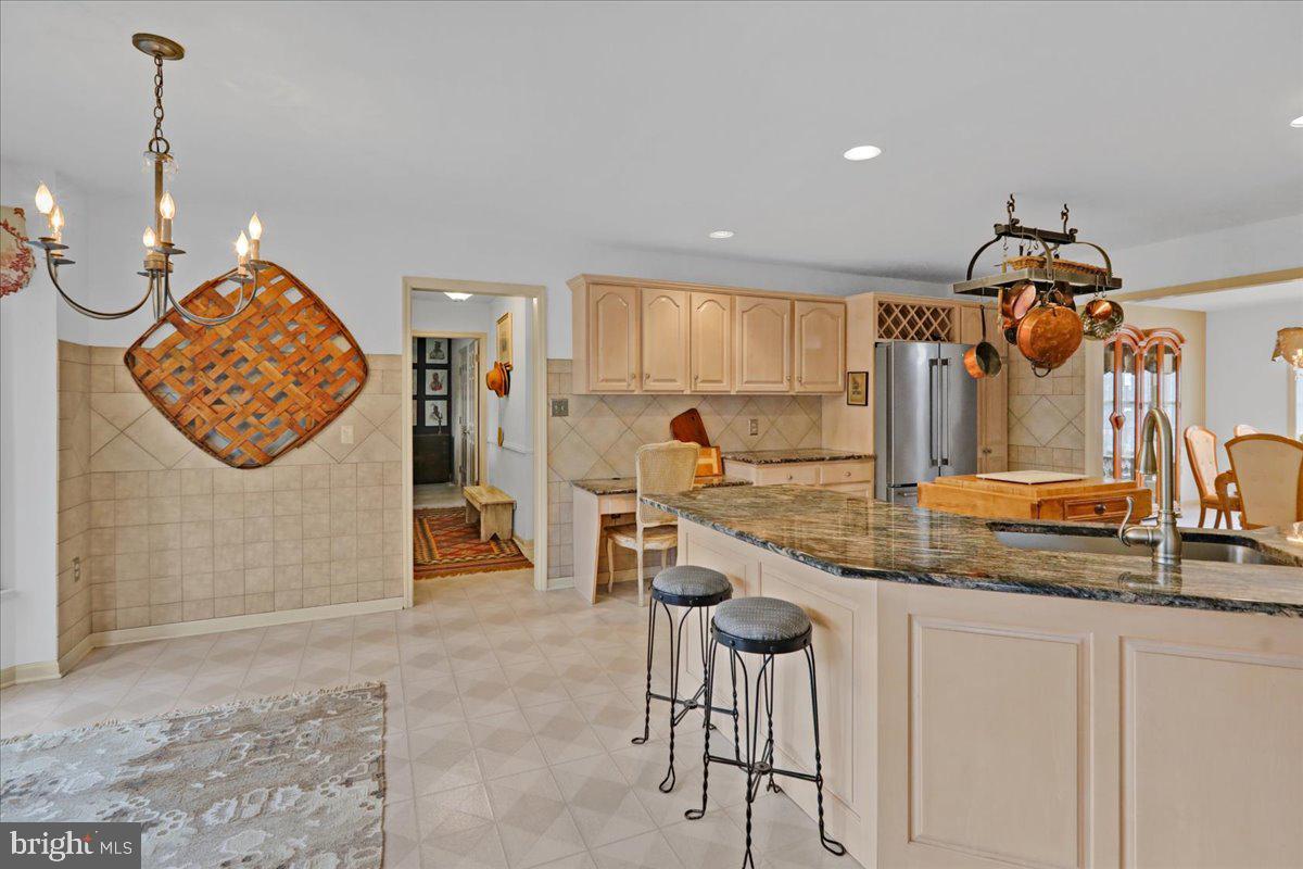 QUAIL HOLLOW - Residential