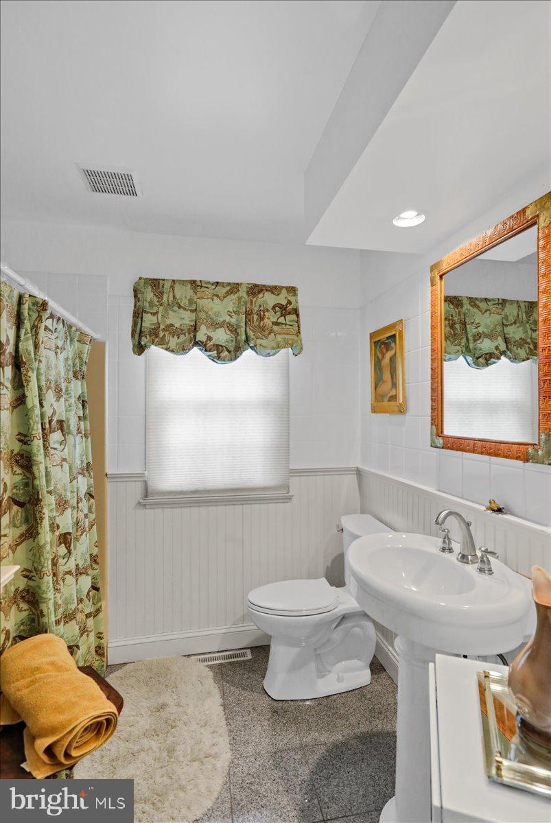 QUAIL HOLLOW - Residential