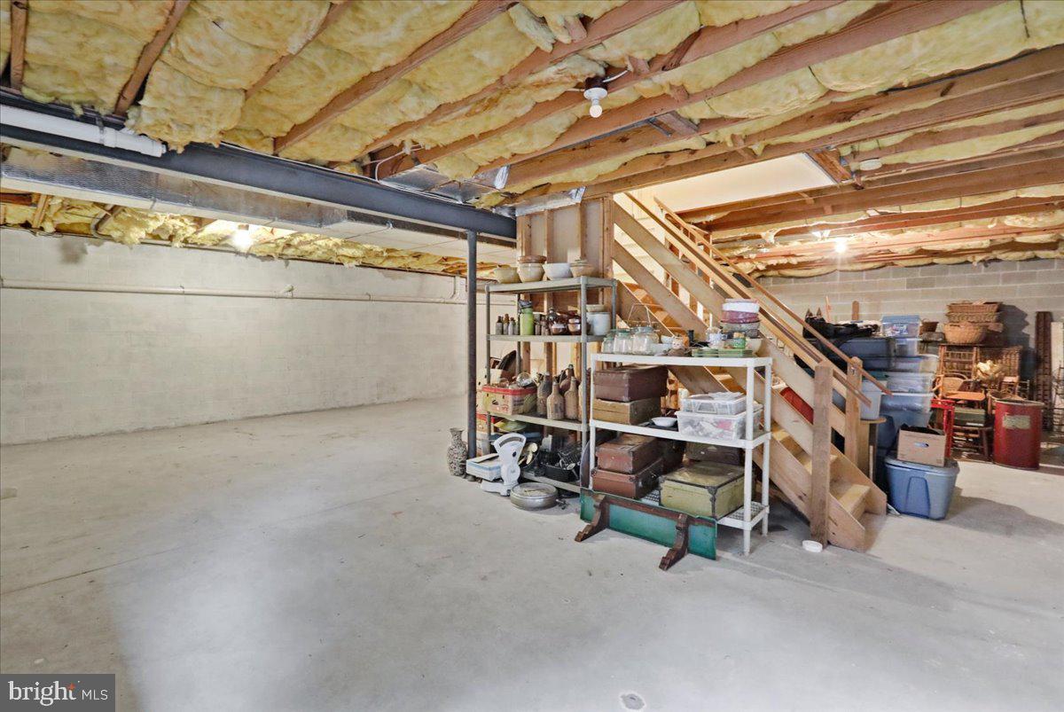 QUAIL HOLLOW - Residential