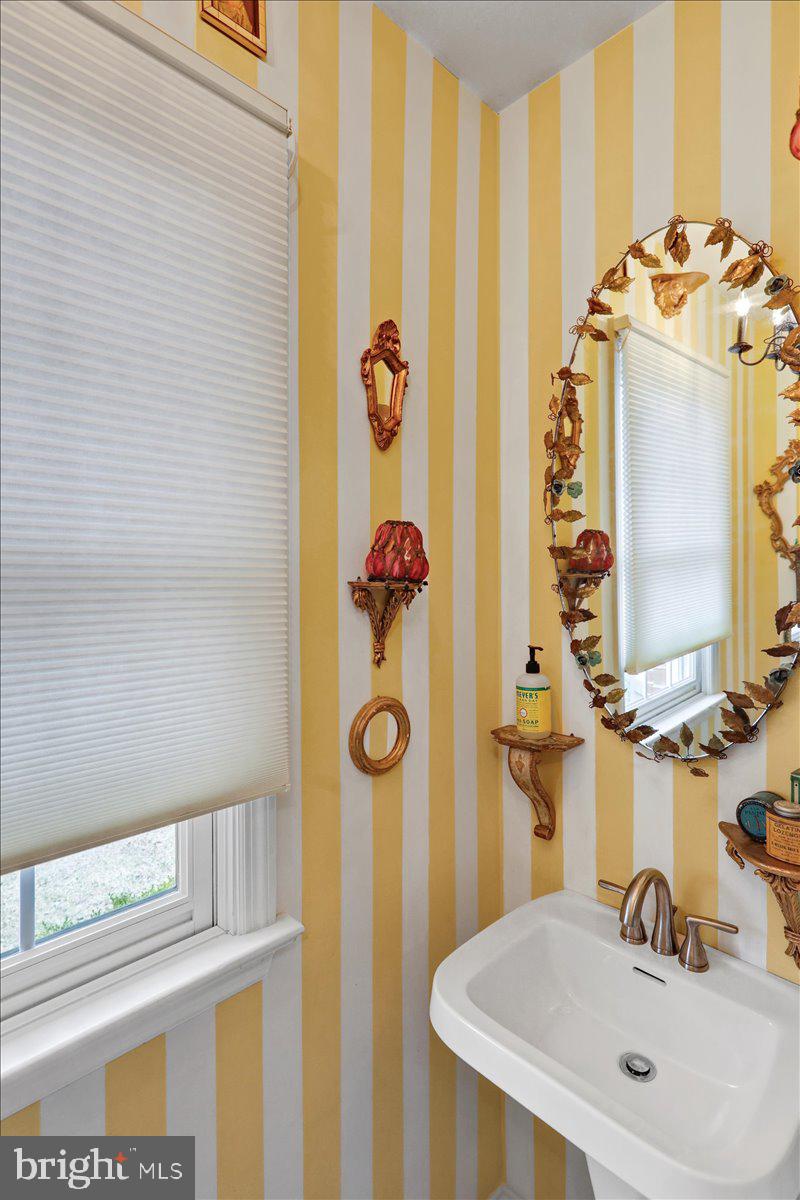 QUAIL HOLLOW - Residential