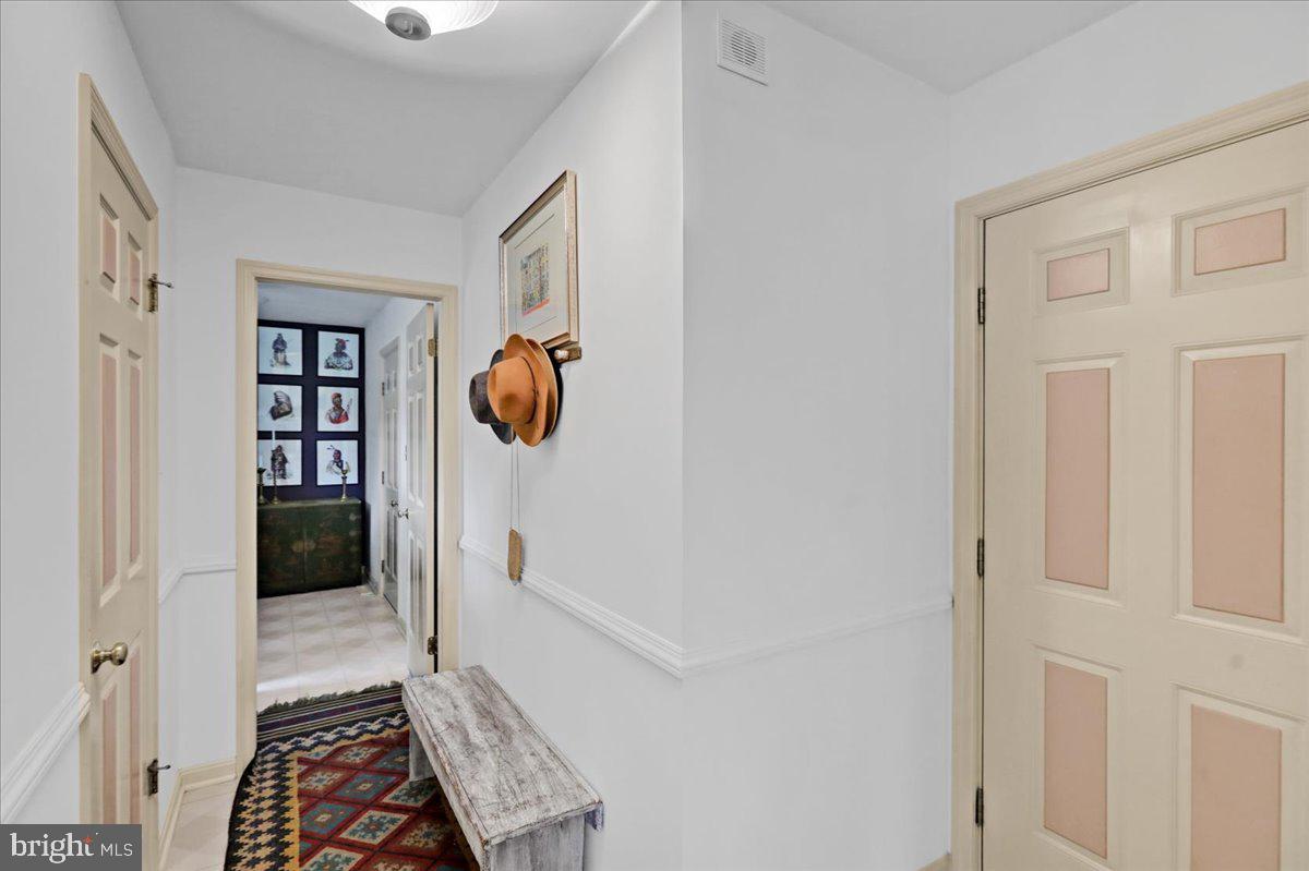 QUAIL HOLLOW - Residential