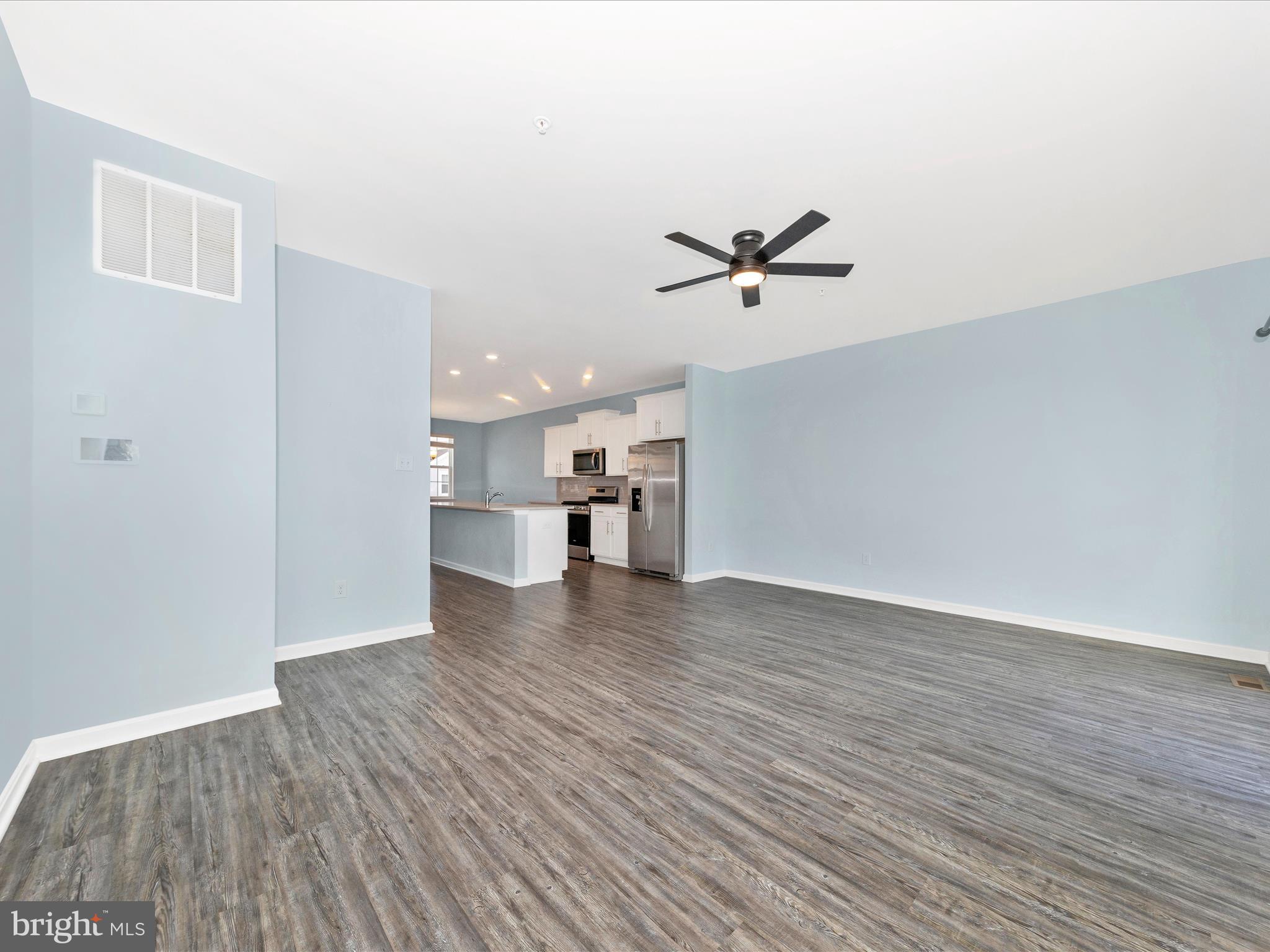 WESTVIEW SOUTH - Residential