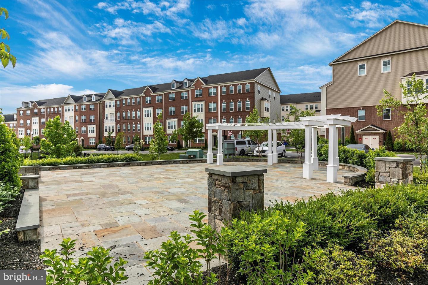 WESTVIEW SOUTH - Residential