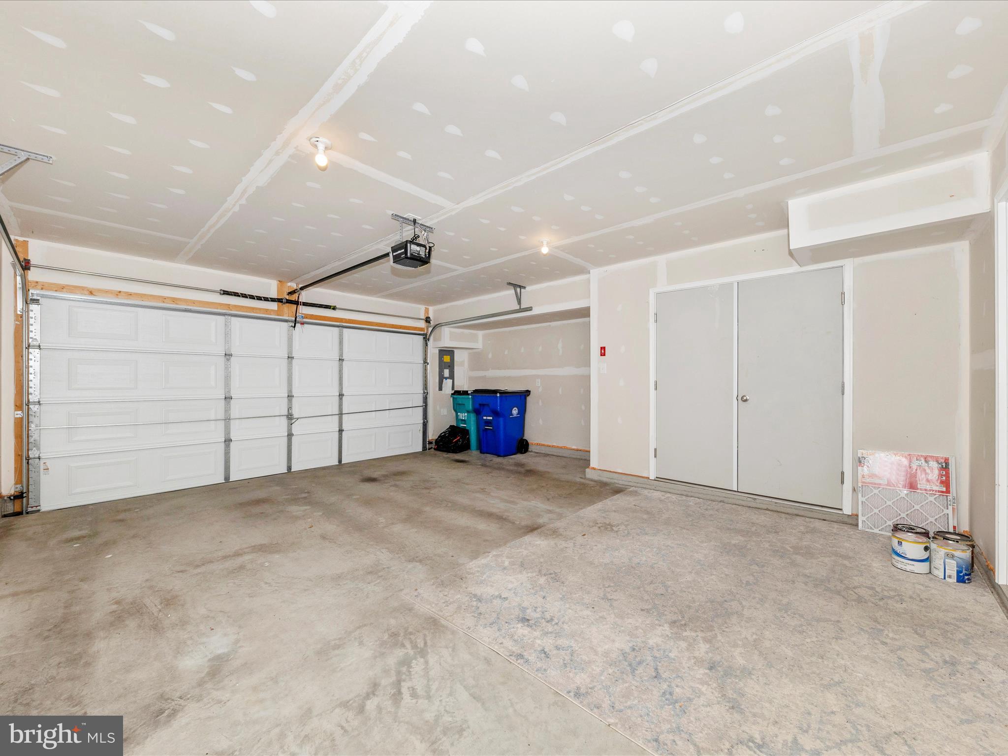 WESTVIEW SOUTH - Residential