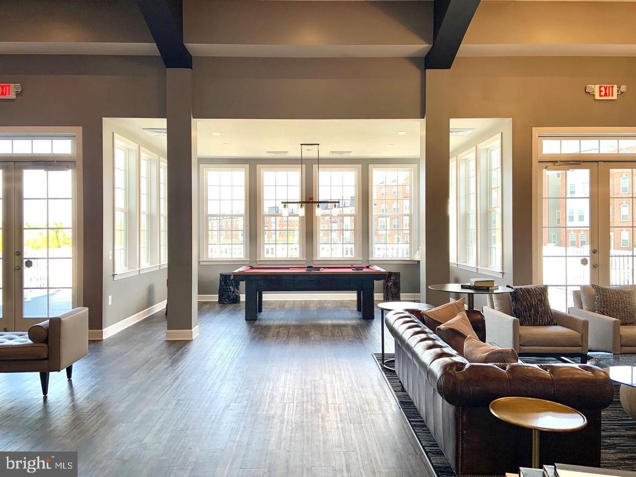 WESTVIEW SOUTH - Residential