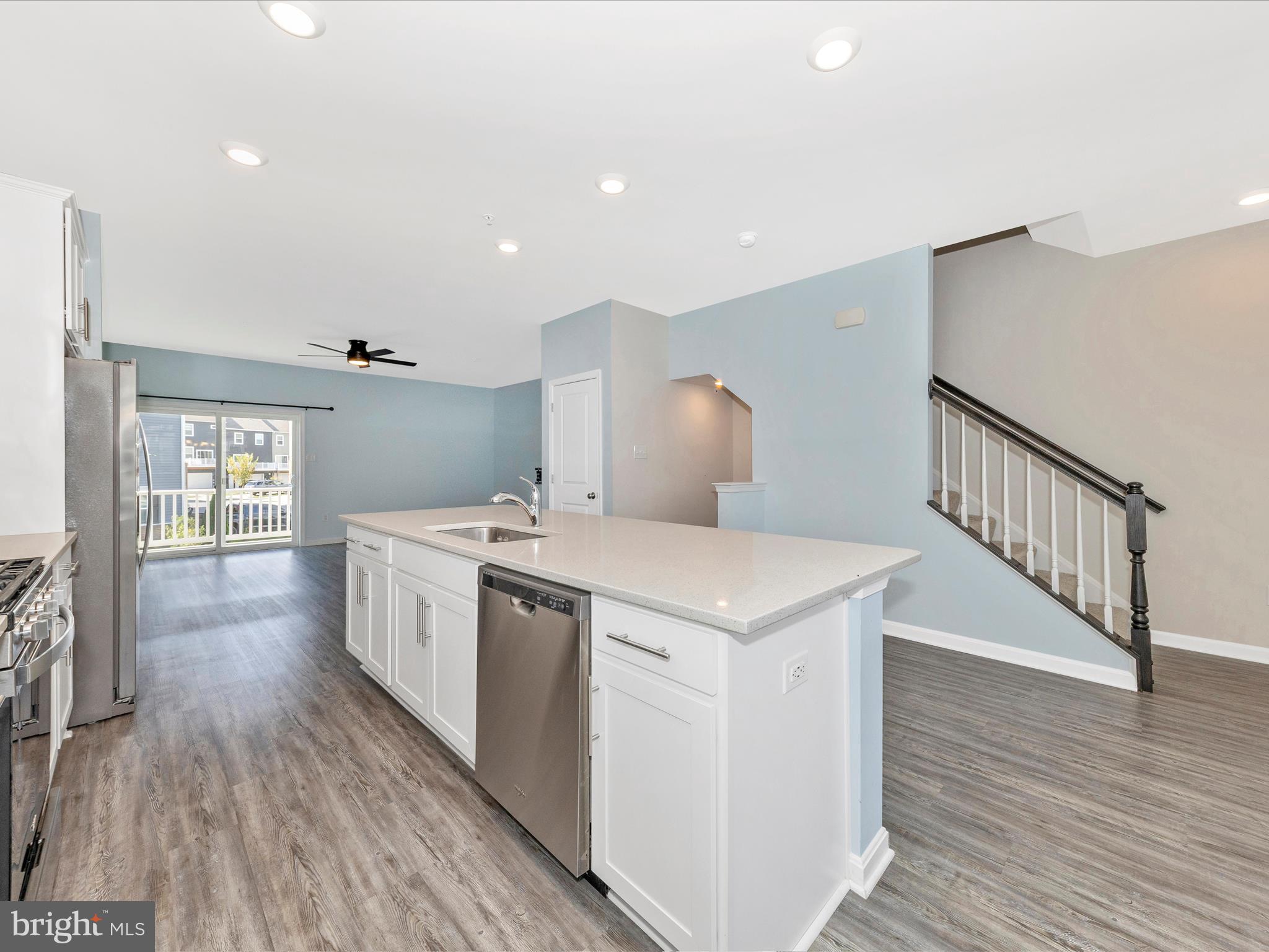 WESTVIEW SOUTH - Residential