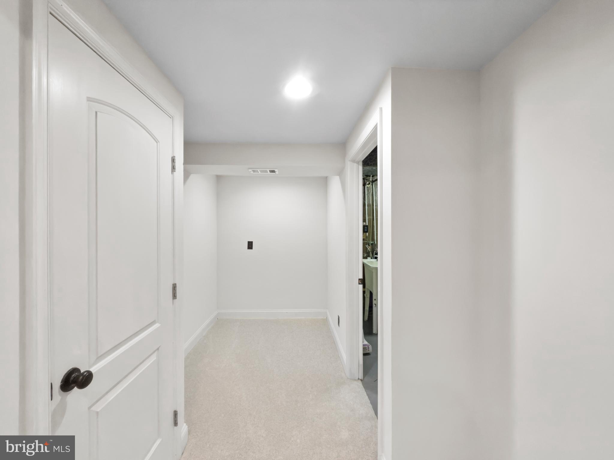 COLUMBIA HIGHLANDS - Residential