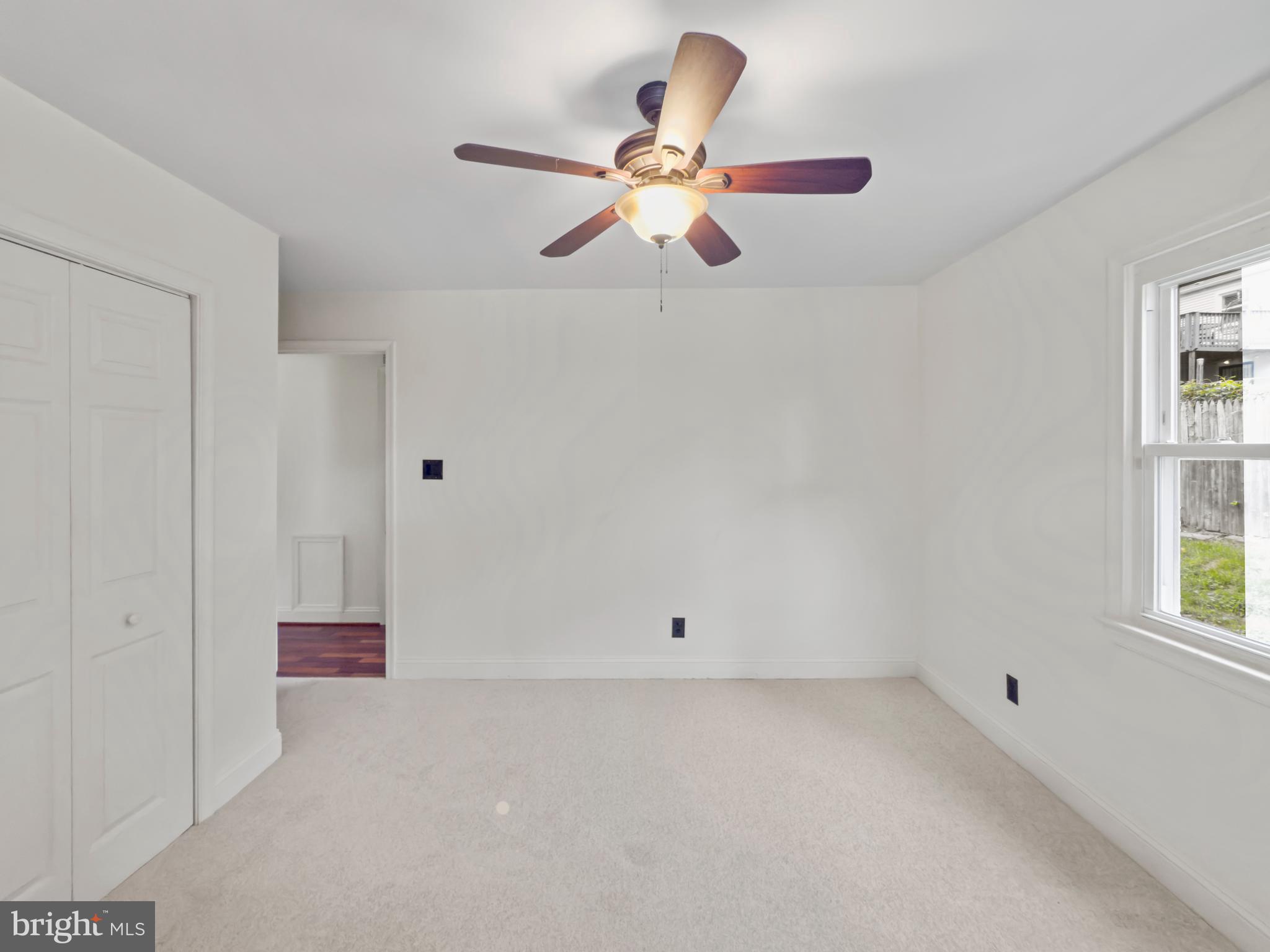 COLUMBIA HIGHLANDS - Residential