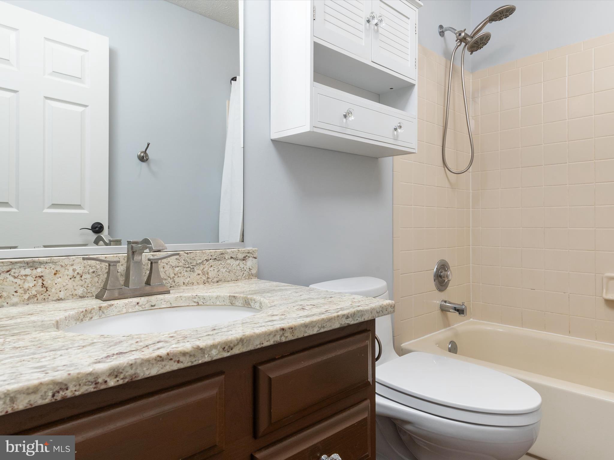 CROFTON HIGHLANDS - Residential