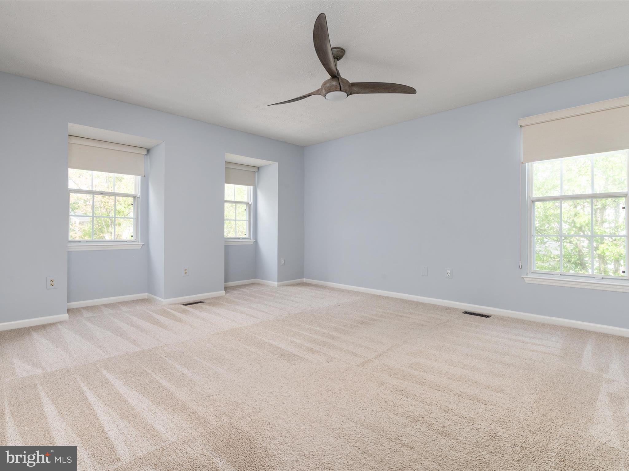 CROFTON HIGHLANDS - Residential