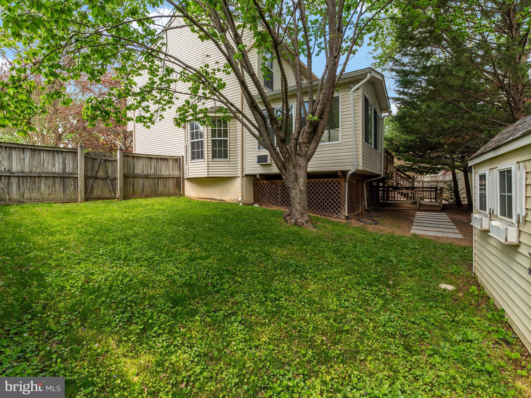 CROFTON HIGHLANDS - Residential