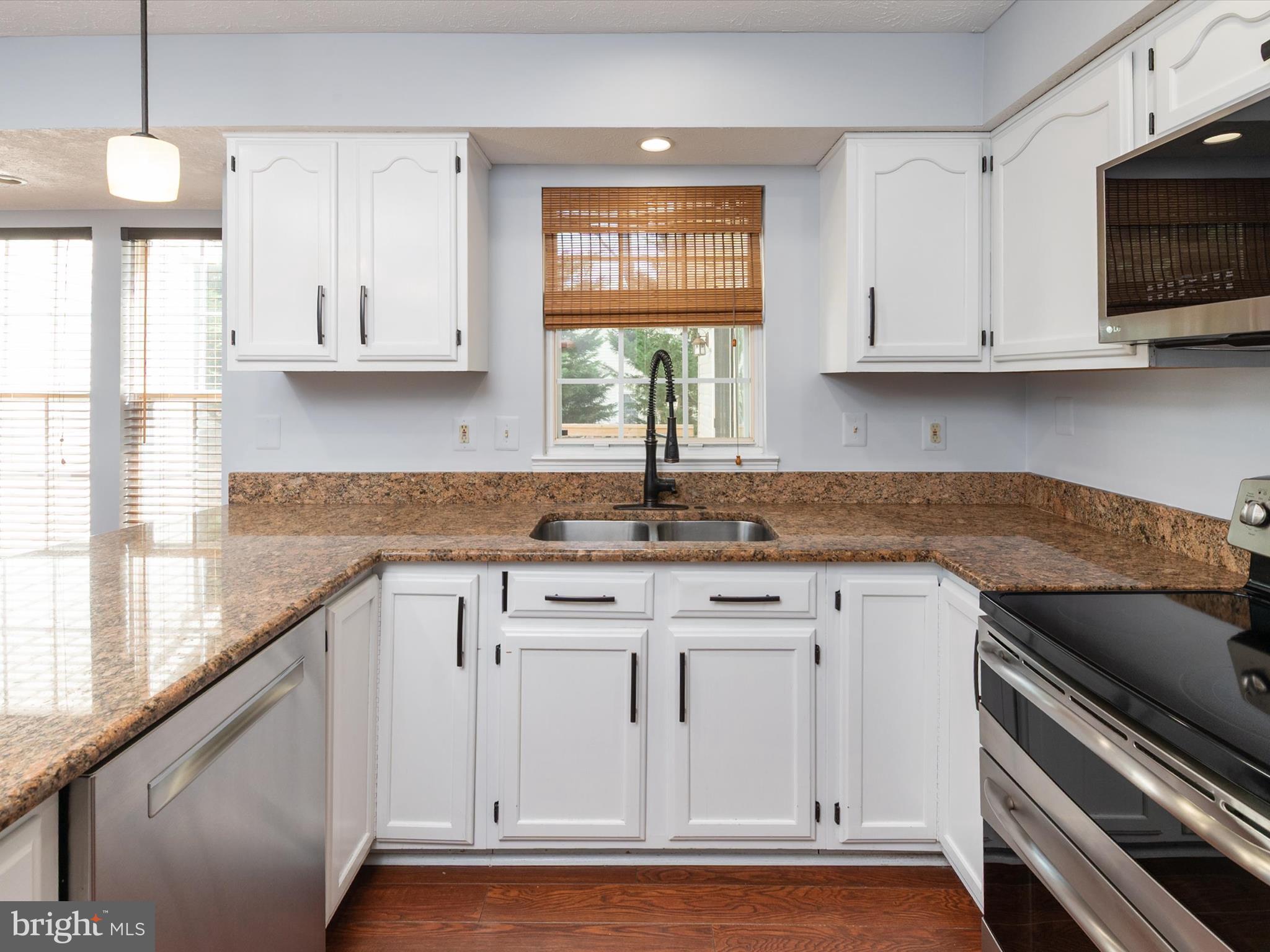 CROFTON HIGHLANDS - Residential