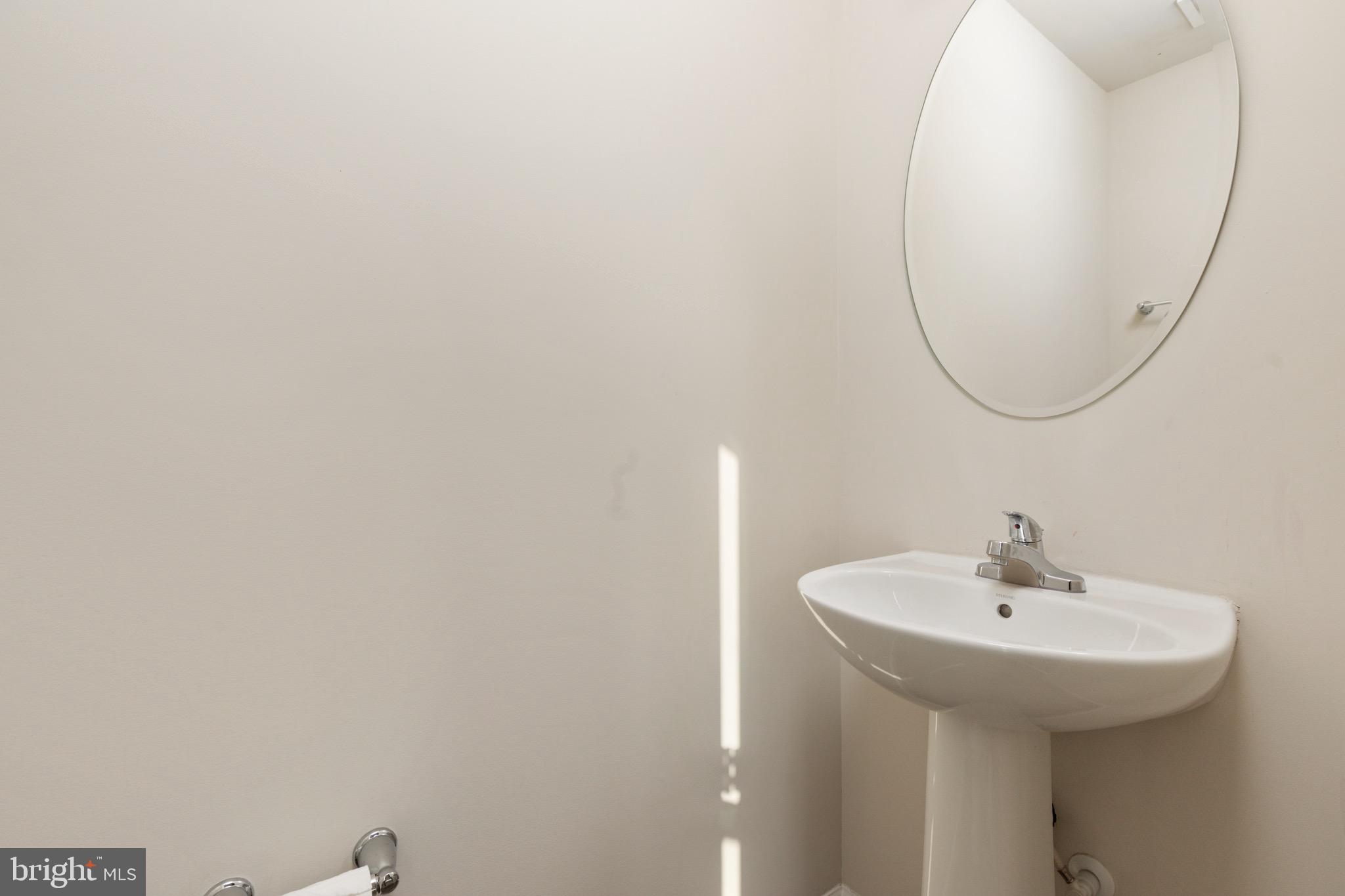 REGENTS CREST - Residential