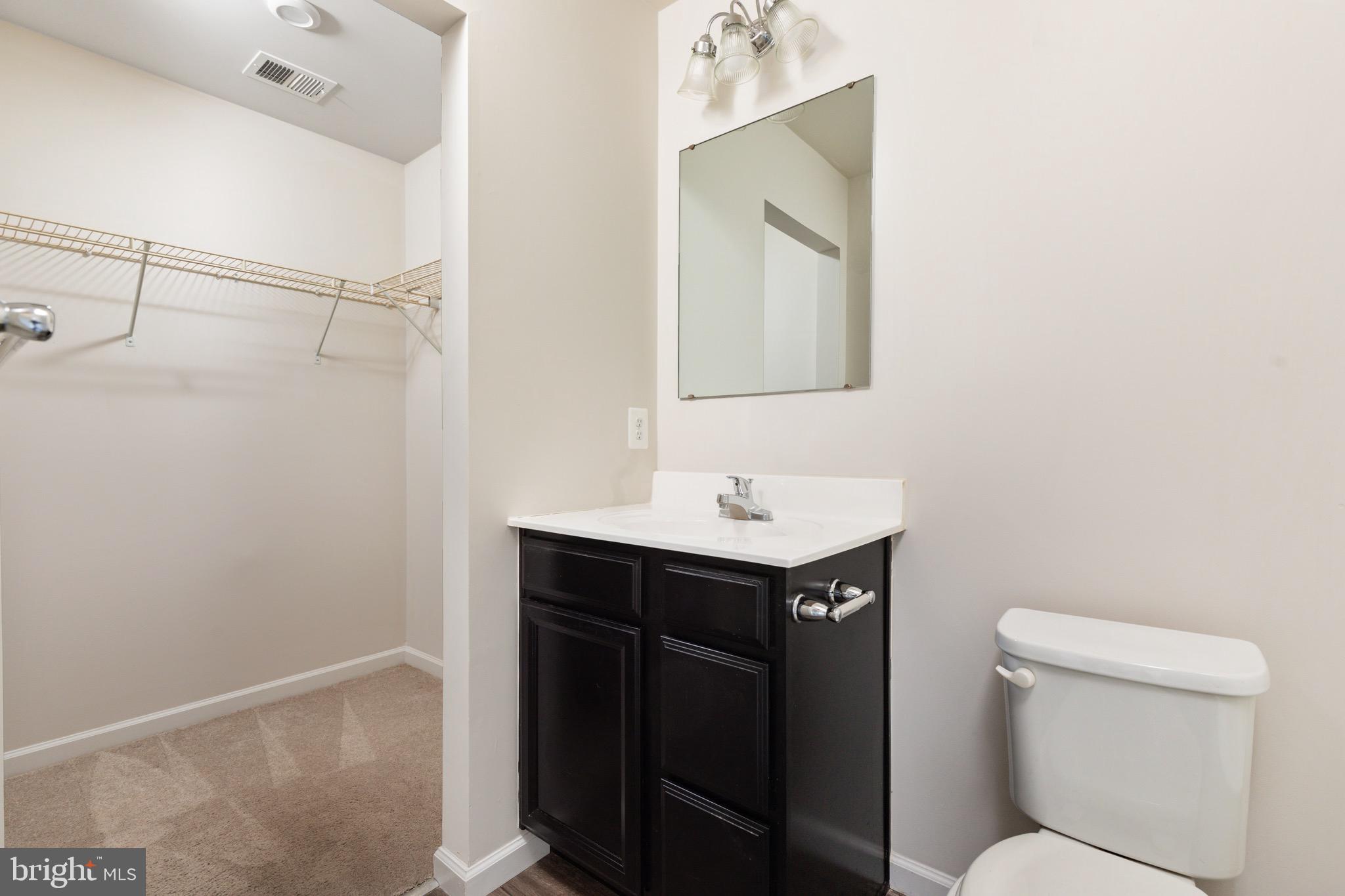 REGENTS CREST - Residential