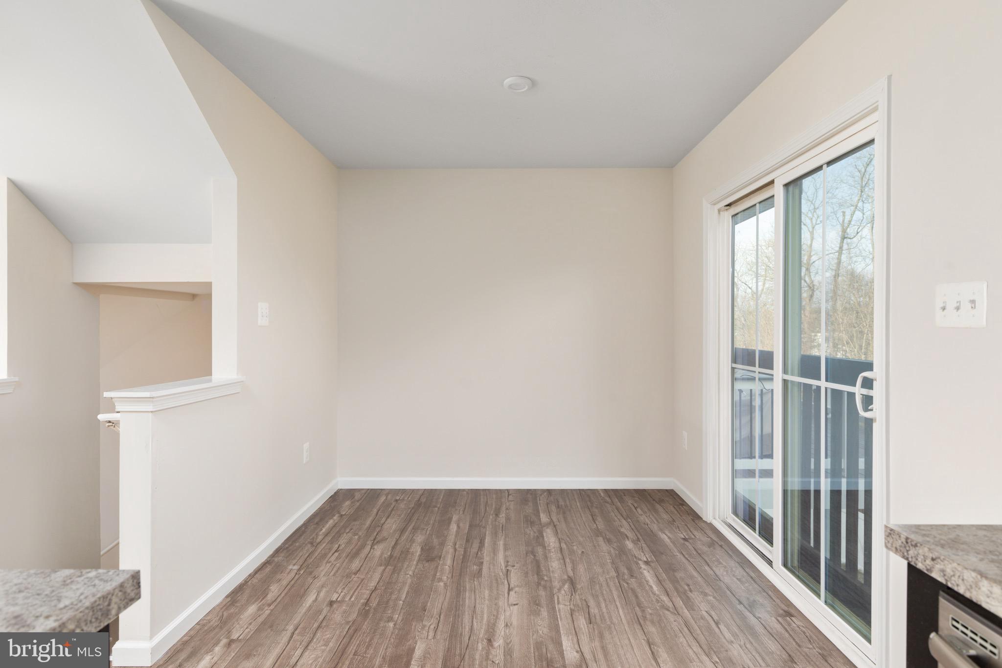 REGENTS CREST - Residential